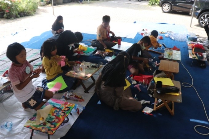 Lomba Kreatifitas dalam rangka hari anak nasional