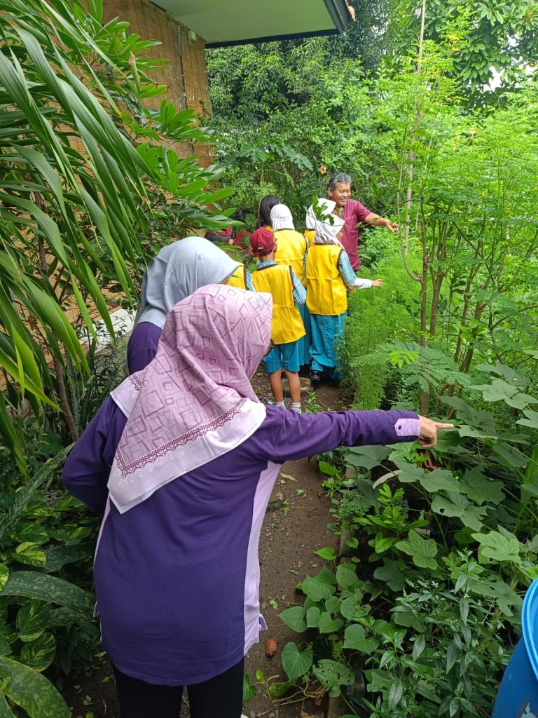 Kunjungan Studi Guru dan Siswa SDN Kalirungkut (4)