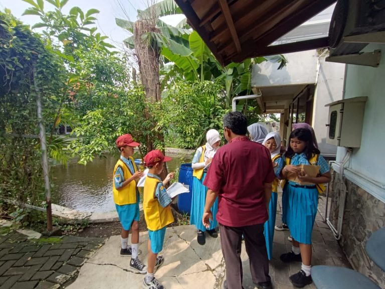 Kunjungan Studi Guru dan Siswa SDN Kalirungkut (2)