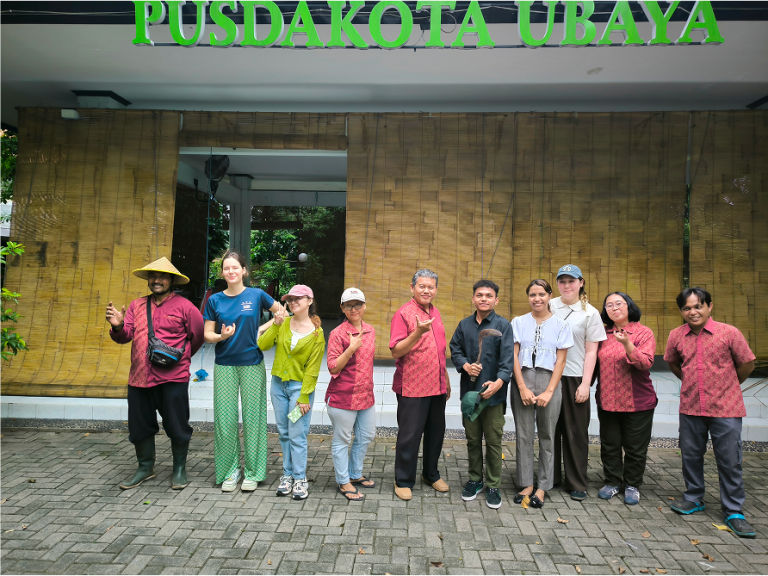 Studi Lapangan Student Exchange dari Berbagai Negara (7)