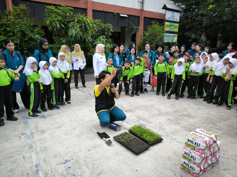 Edukasi Lingkungan bersama SDN Kalirungkut 1