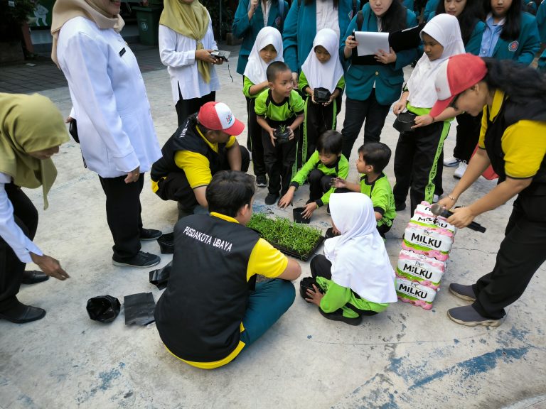 Edukasi Lingkungan bersama SDN Kalirungkut 1
