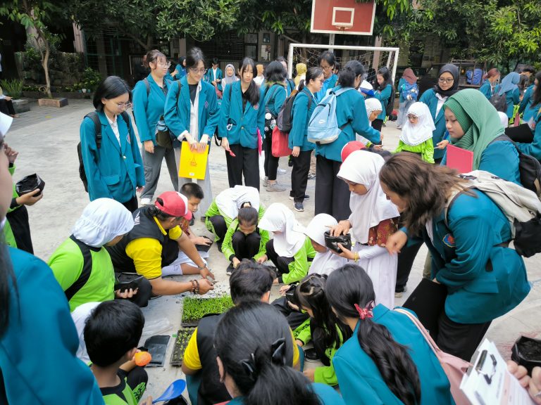 Edukasi Lingkungan bersama SDN Kalirungkut 1