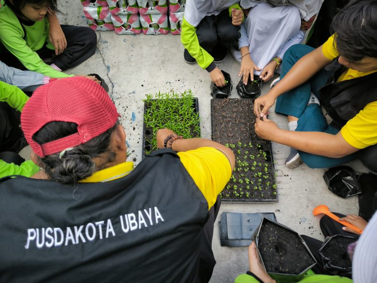 Edukasi Lingkungan bersama SDN Kalirungkut 1