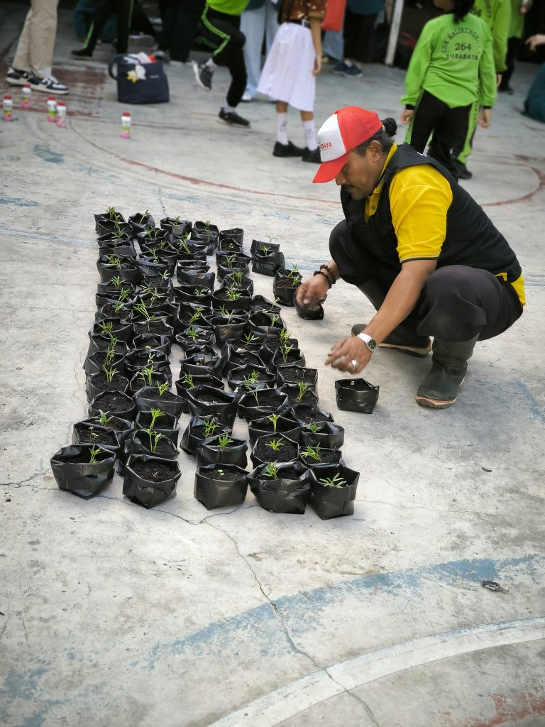 Edukasi Lingkungan bersama SDN Kalirungkut 1