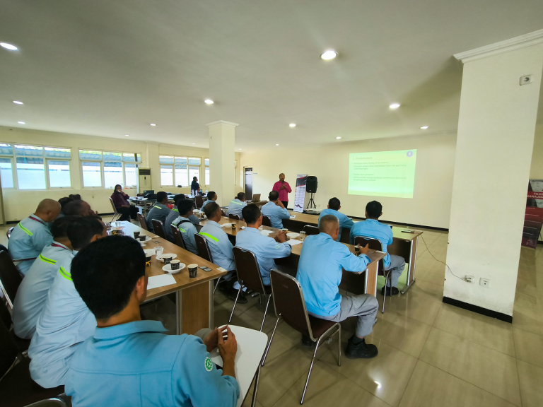 Pusdakota Menjadi Narasumber Training Persiapan Pensiun di PT Jatim Taman Steel, Mfg, Sidoarjo