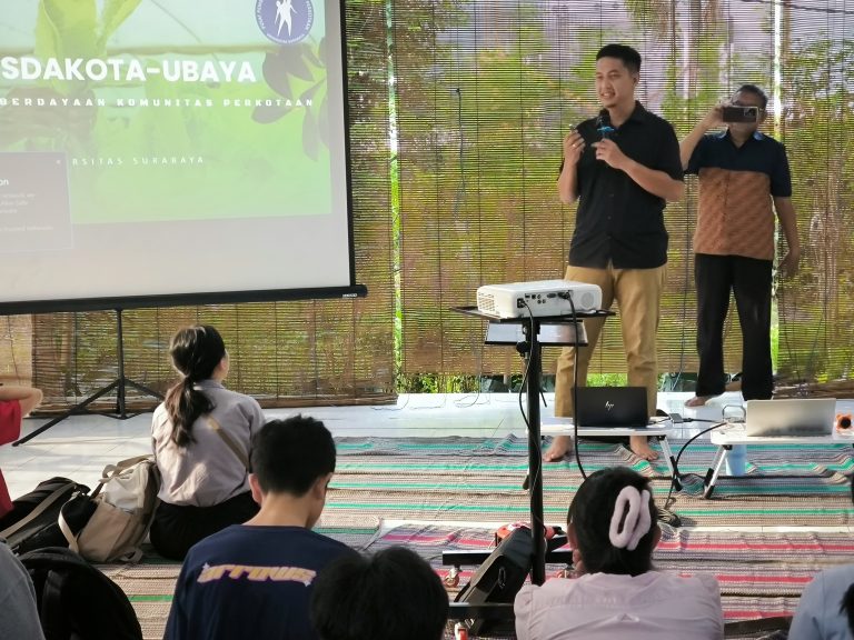 Edukasi Lingkungan Mahasiswa Fakultas Teknik Ubaya