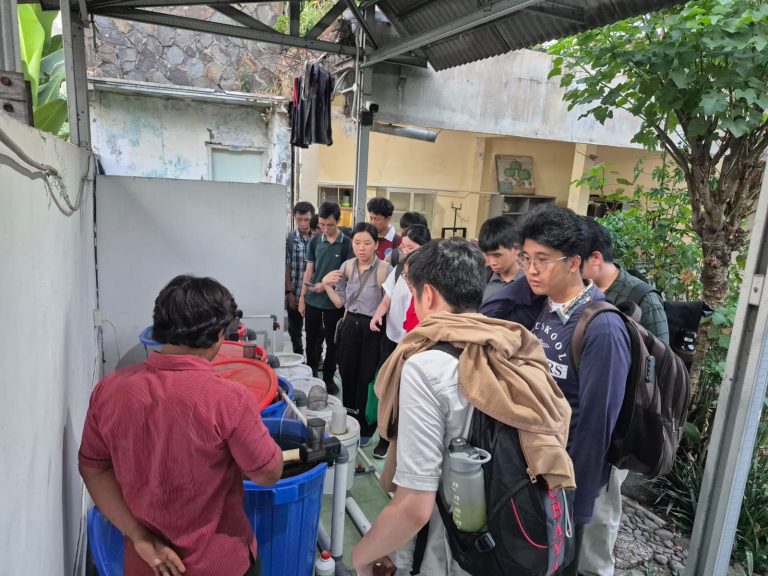 Edukasi Lingkungan Mahasiswa Fakultas Teknik Ubaya