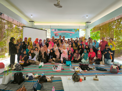 Pelatihan UMKM Pencatatan Keuangan Menggunakan Aplikasi 2025