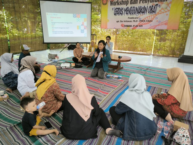 Workshop dan Penyuluhan Kesehatan : Cerdas Menggunakan Obat (7)